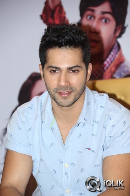 Alia-Bhatt-Film-Humpty-Sharma-Ki-Dulhania-Press-Meet